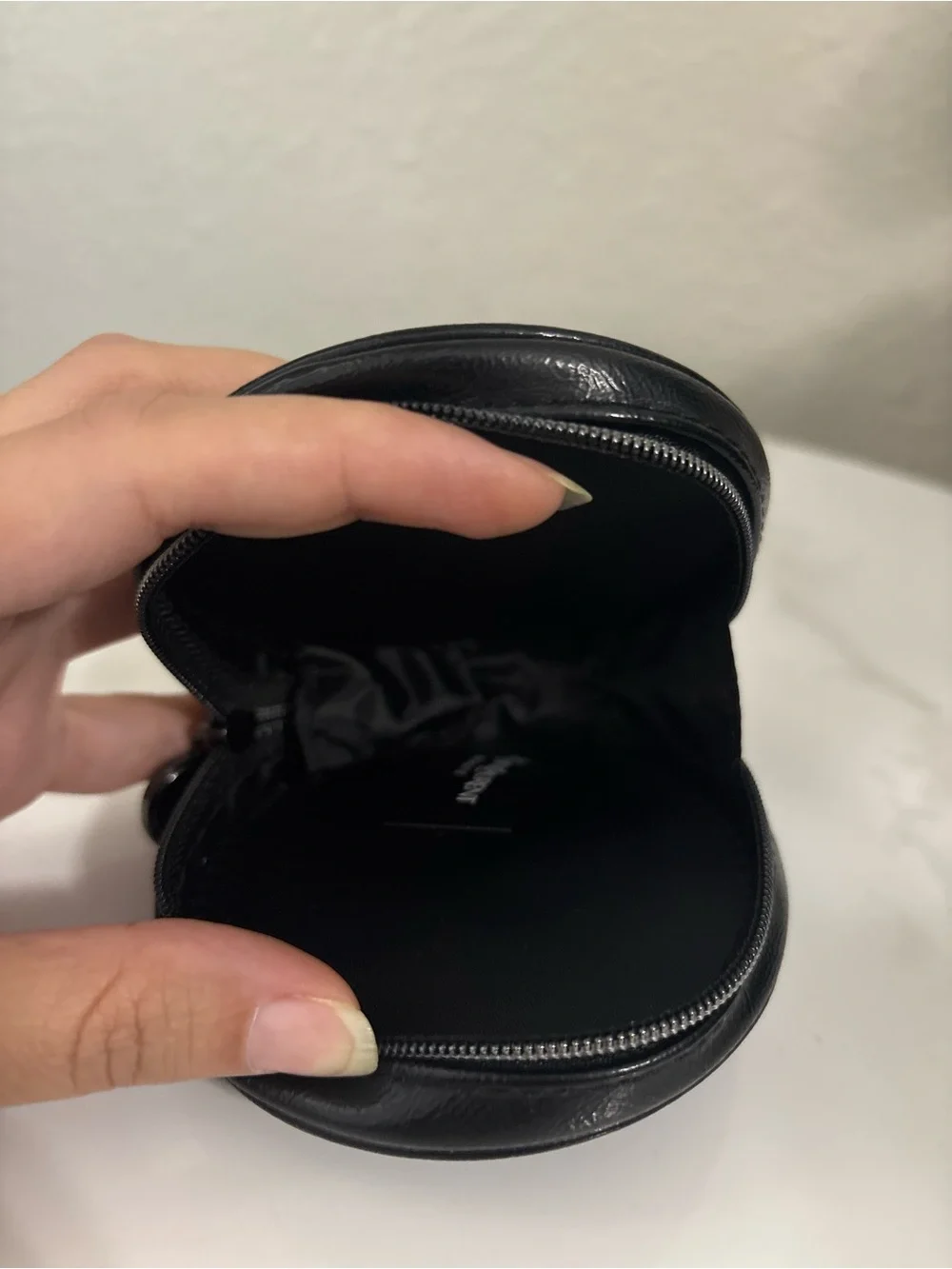 NWOT | YSL Beaute Black Round Leather Zip Coin Purse - Picture 6 of 6